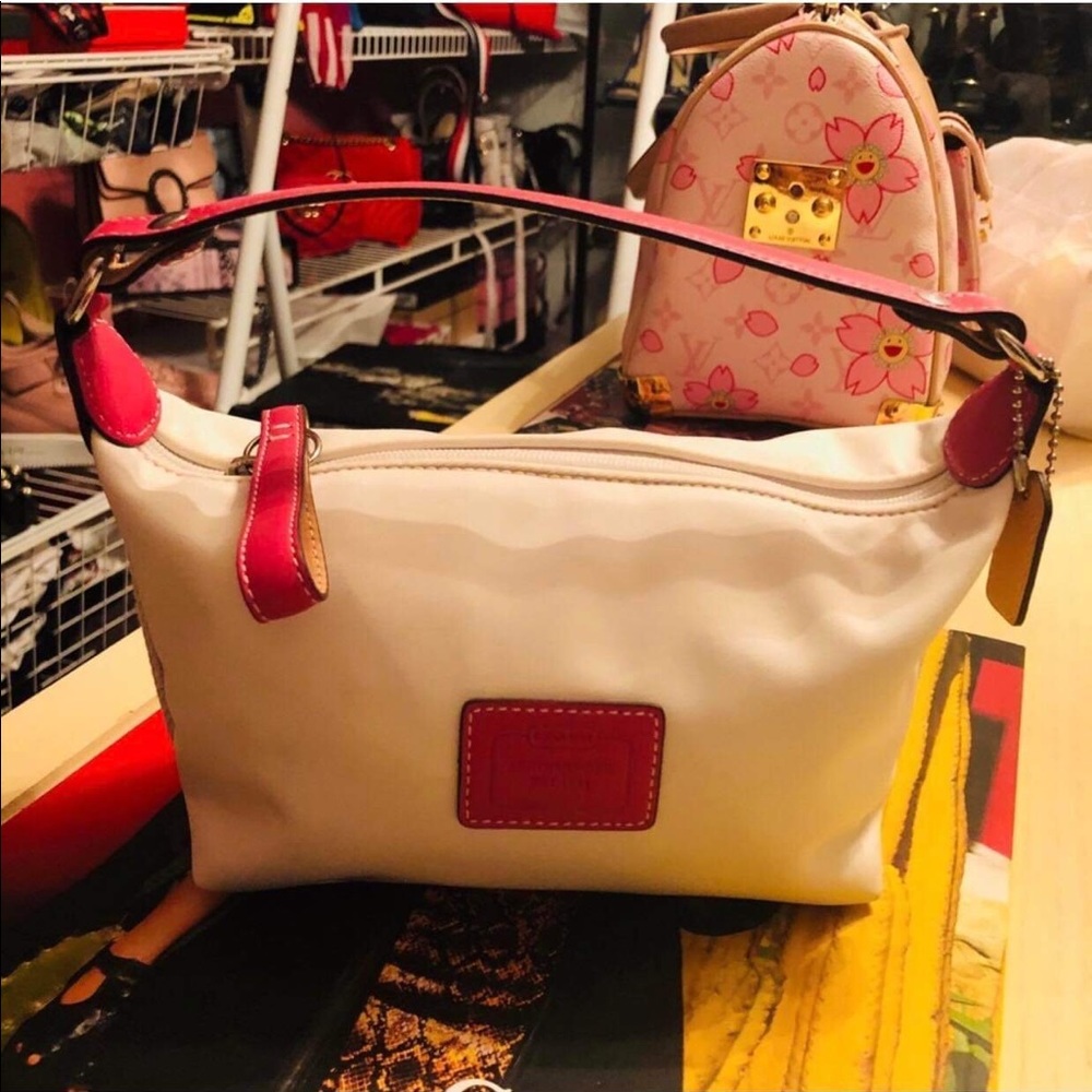 *NEW* Coach purse. Gorgeous!